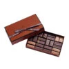 La Maison Du Chocolat – Coffret Maison Noir Et Lait 24 Chocolats -Mode Accessoires Magasin La Maison du Chocolat Coffret Maison Noir et Lait 24 chocolats
